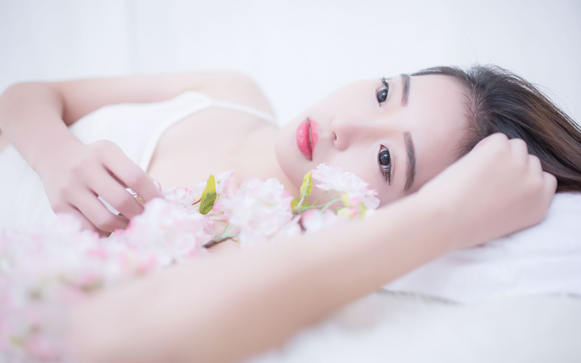 云南邀游客体验“夏凉菌香”奇妙旅程